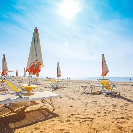 Sea View Flat With A Furnished Outdoor Space Bibione